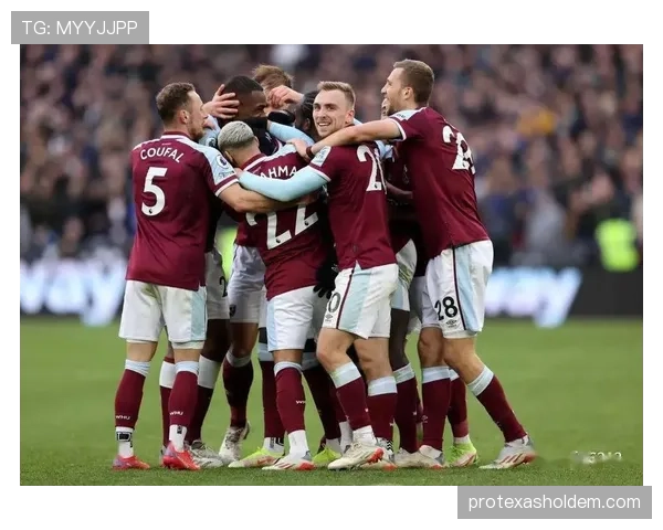 传闻：西汉姆联计划夏季报价南安普顿年轻中场